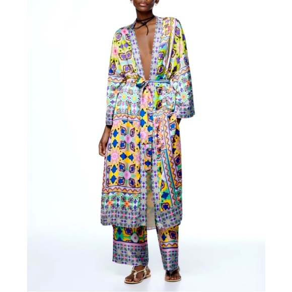 Zara Jackets & Blazers - ZARA PRINTED BELTED KIMONO